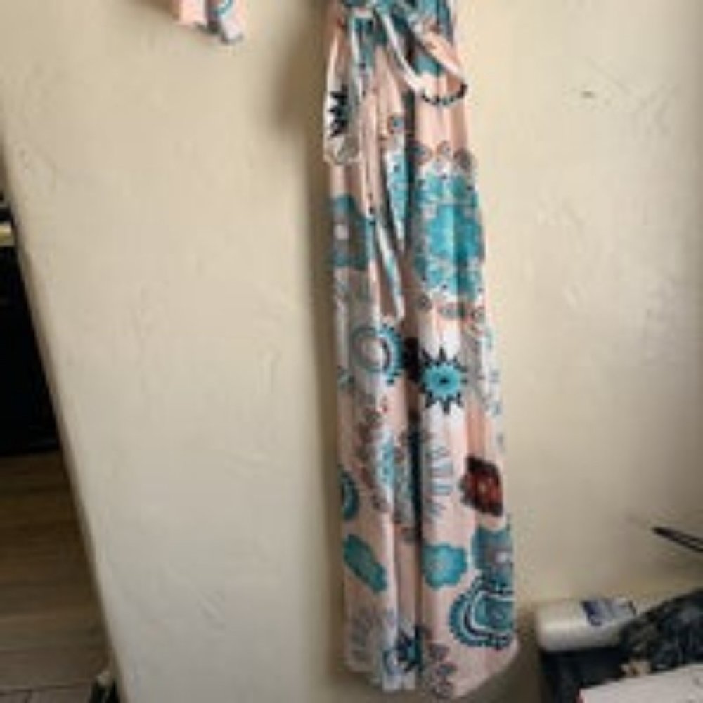 COPY - Womens plus size maxi dress - Picture 2 of 4